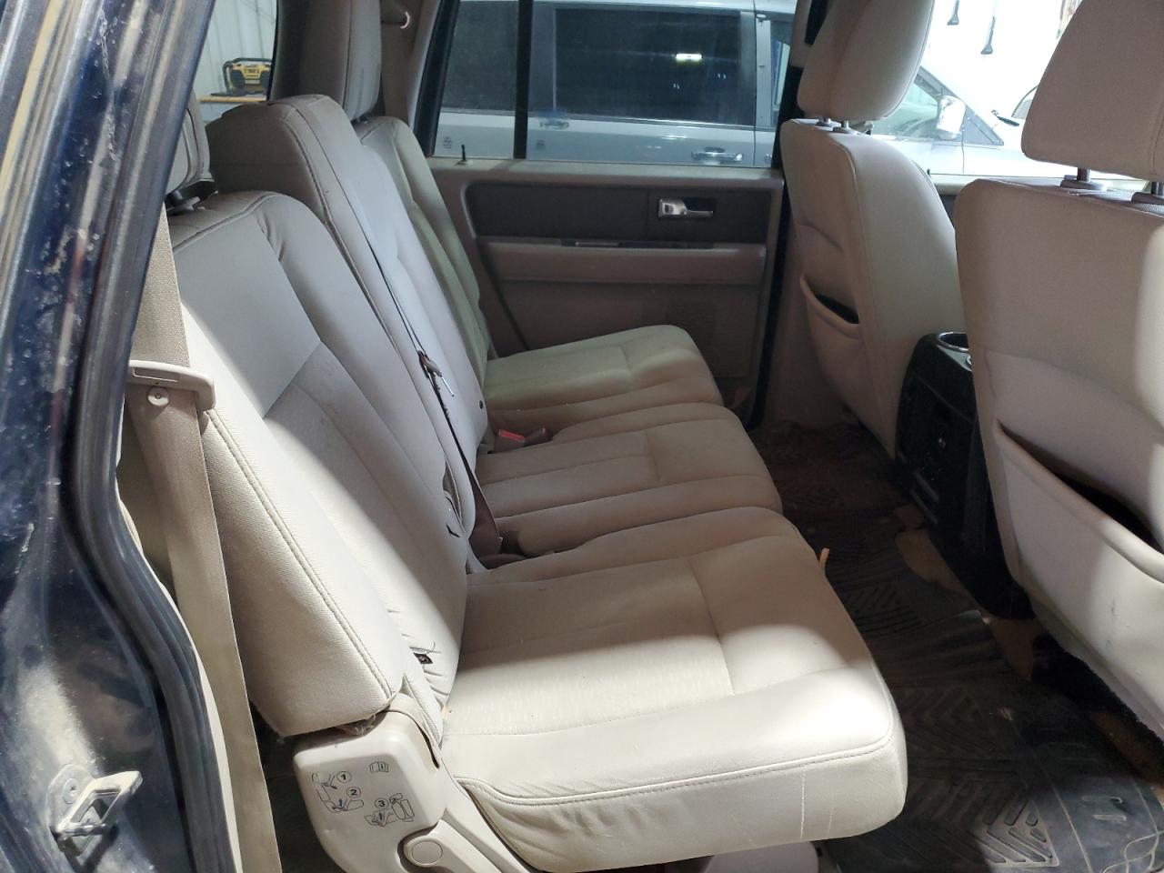 FORD EXPEDITION EL XL