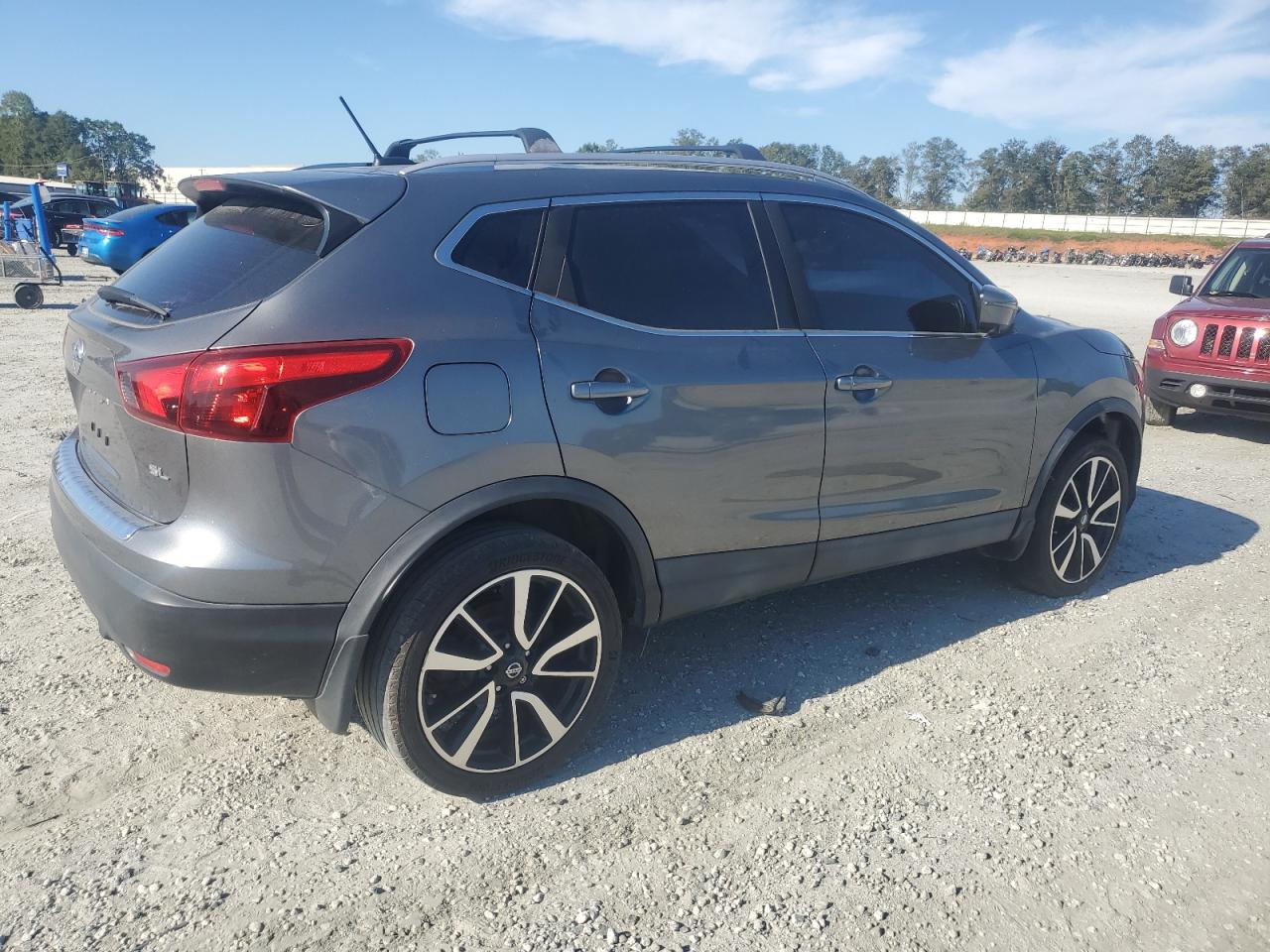NISSAN ROGUE SPORT S
