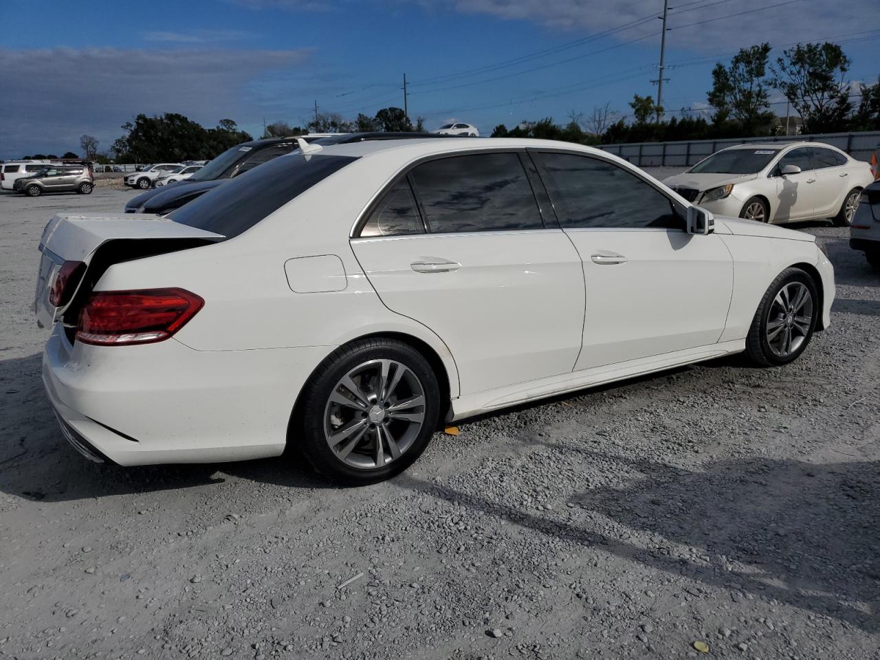 MERCEDES-BENZ E-CLASS 350