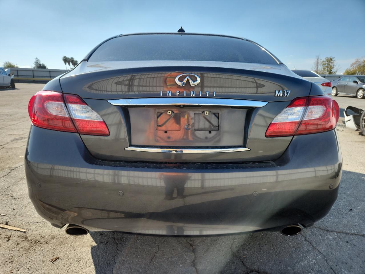 INFINITI M37