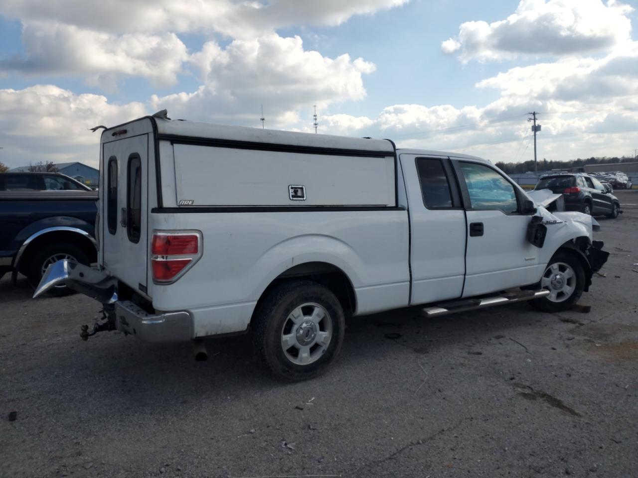 FORD F-150 SUPER CAB