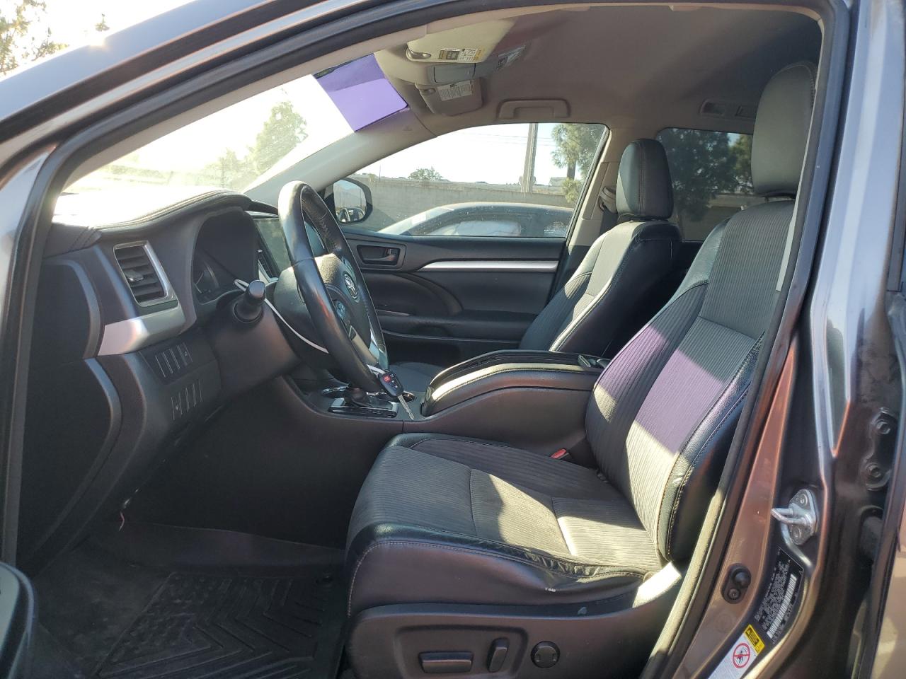 TOYOTA HIGHLANDER LE