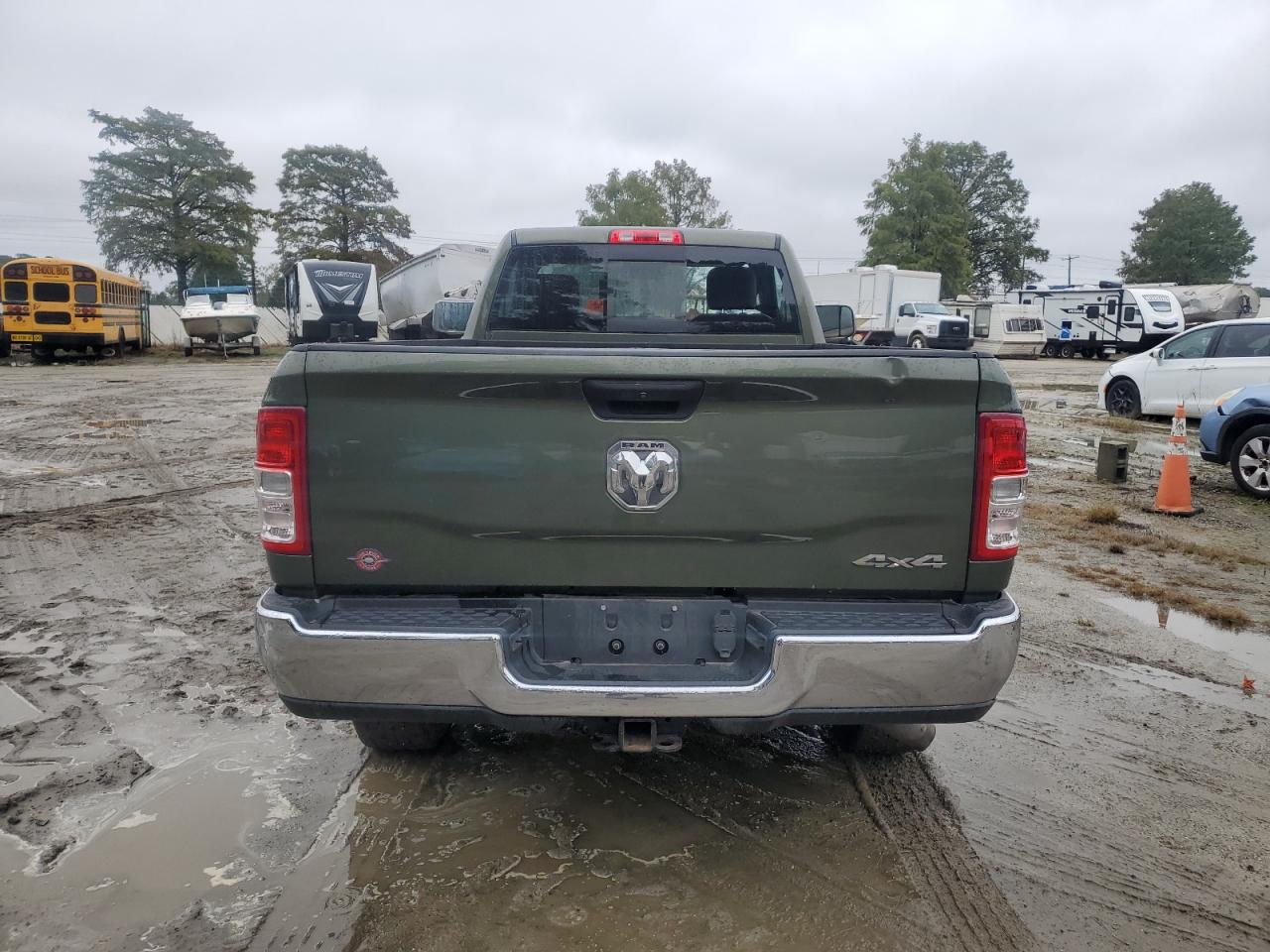 RAM 3500 TRADESMAN