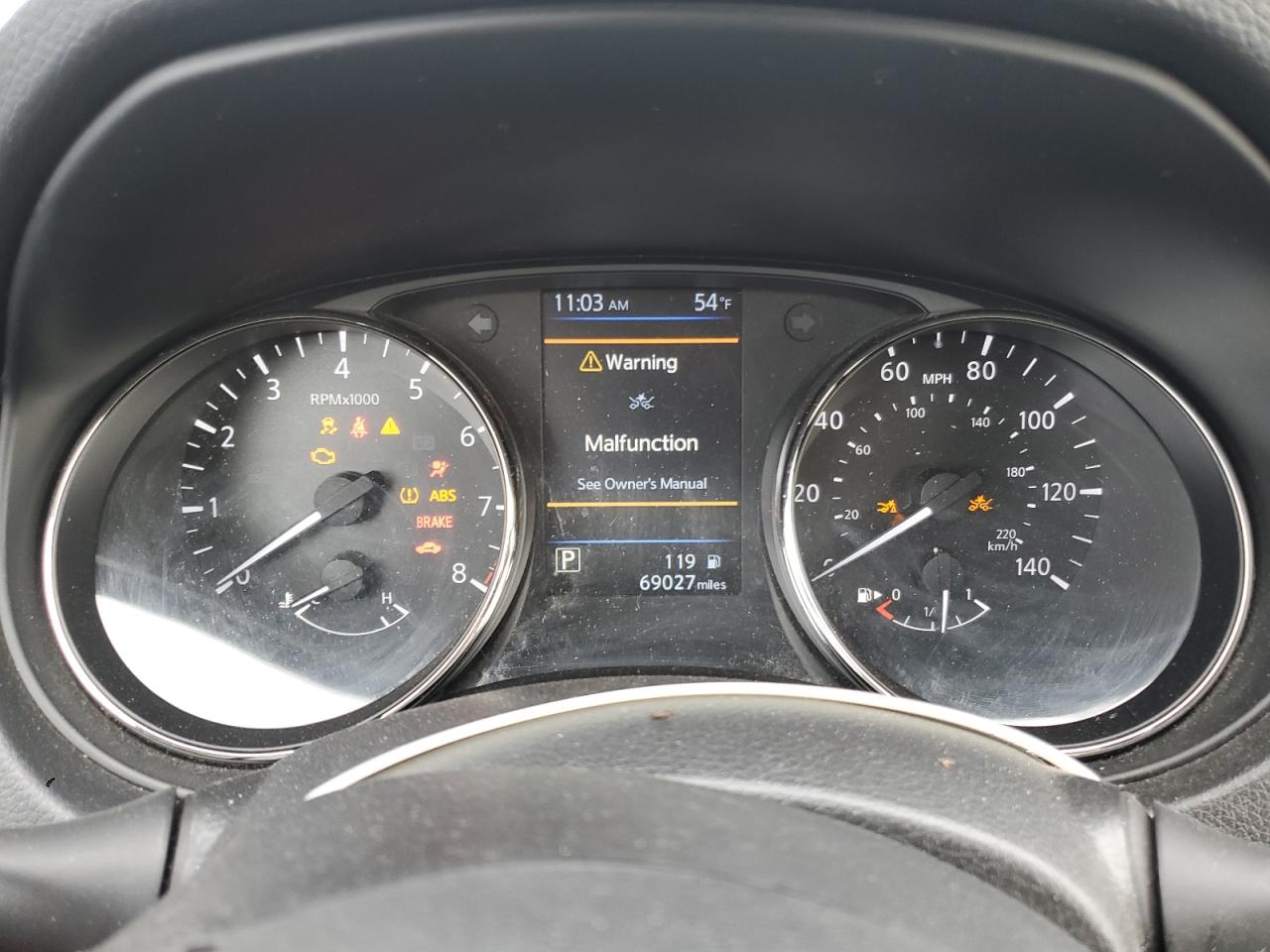 NISSAN ROGUE SPORT S