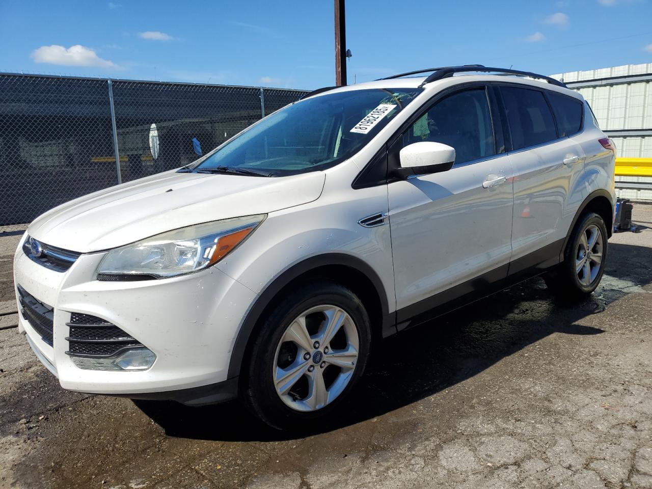 FORD ESCAPE SE