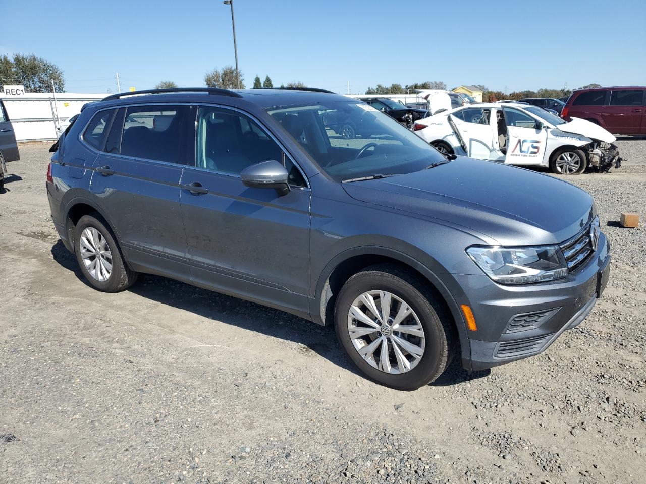 VOLKSWAGEN TIGUAN SE