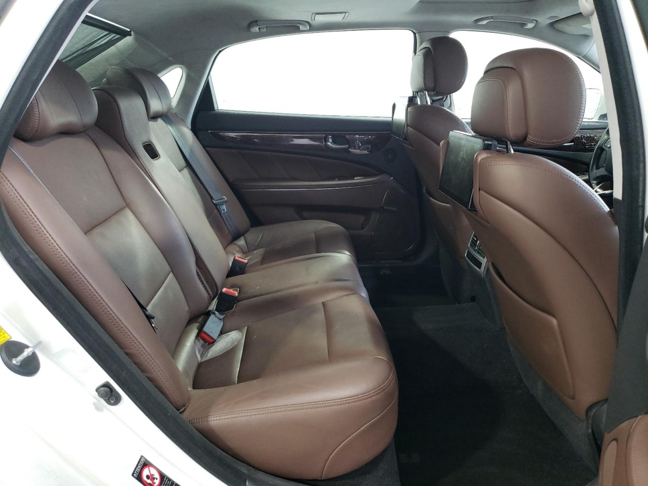 HYUNDAI EQUUS SIGNATURE