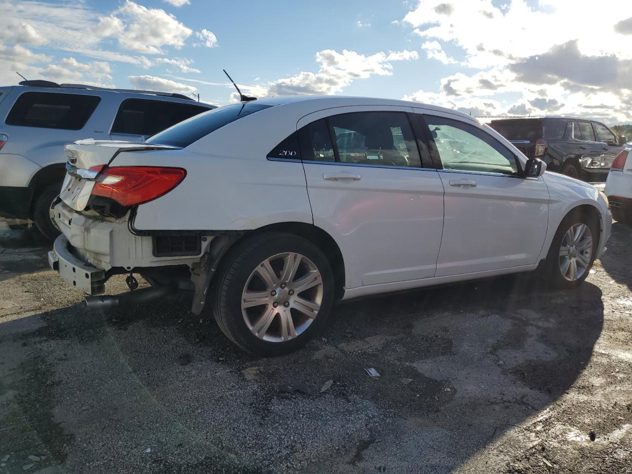CHRYSLER 200 TOURING
