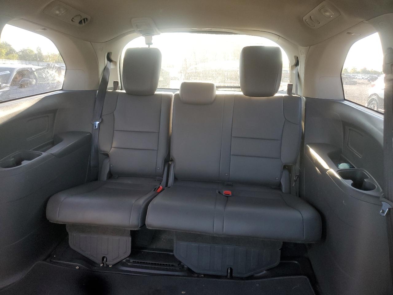 Lot #3298192045 2011 HONDA ODYSSEY EX