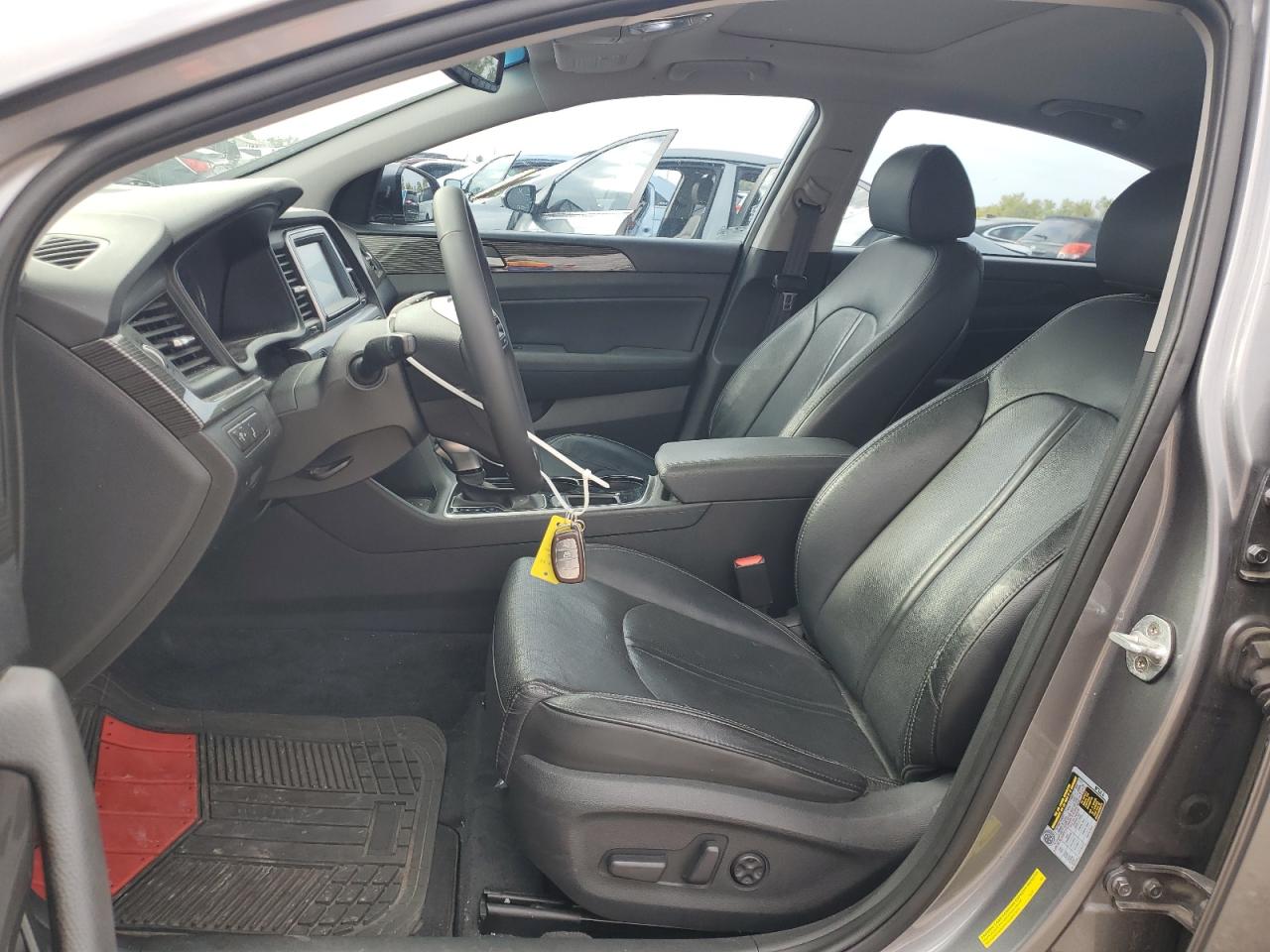 HYUNDAI SONATA SPORT