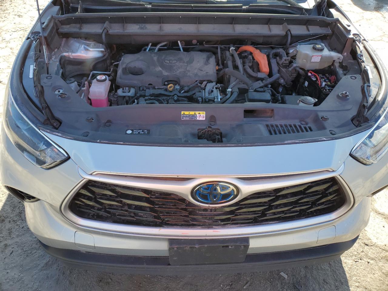 TOYOTA HIGHLANDER HYBRID XLE