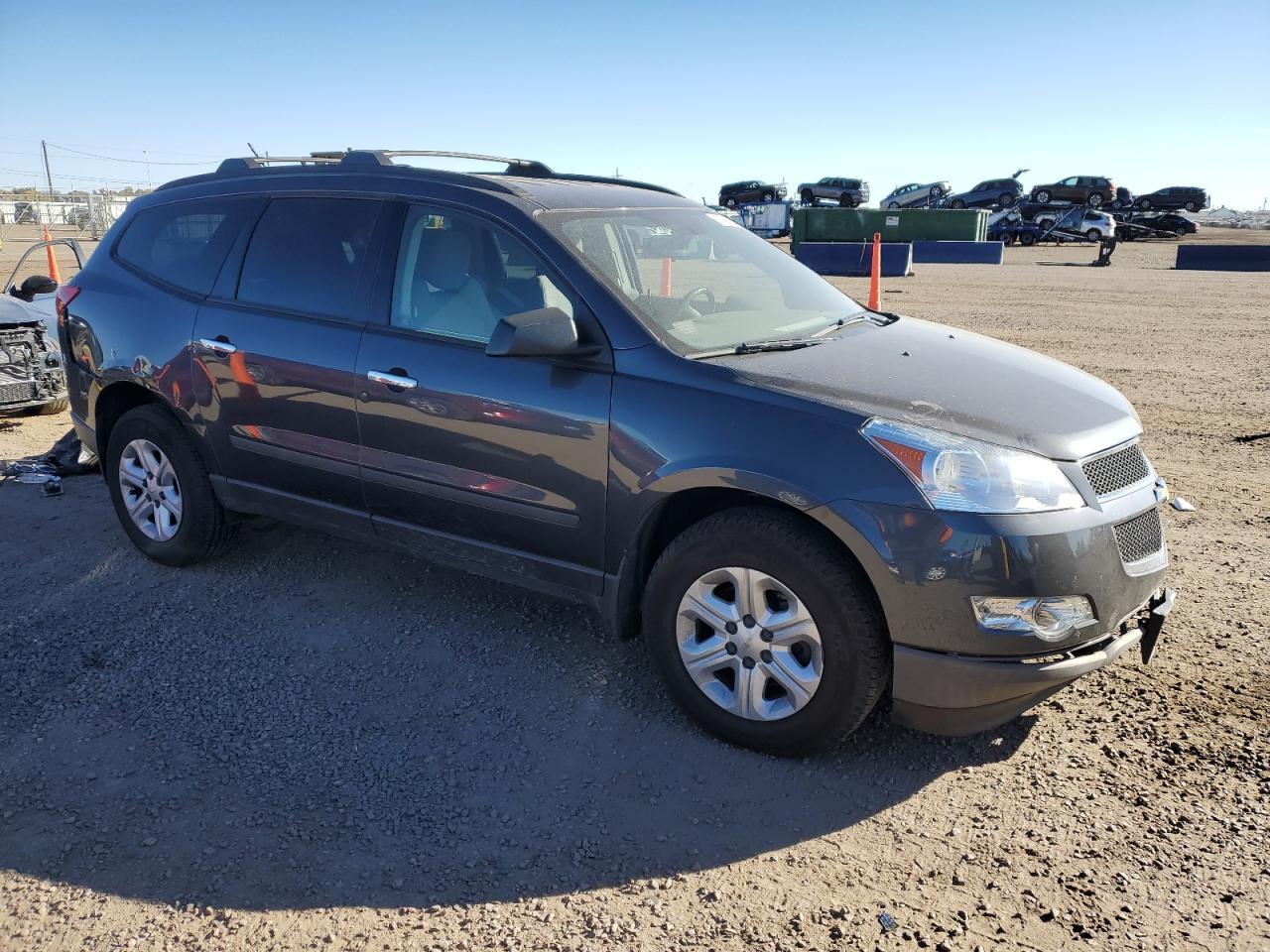 CHEVROLET TRAVERSE LS