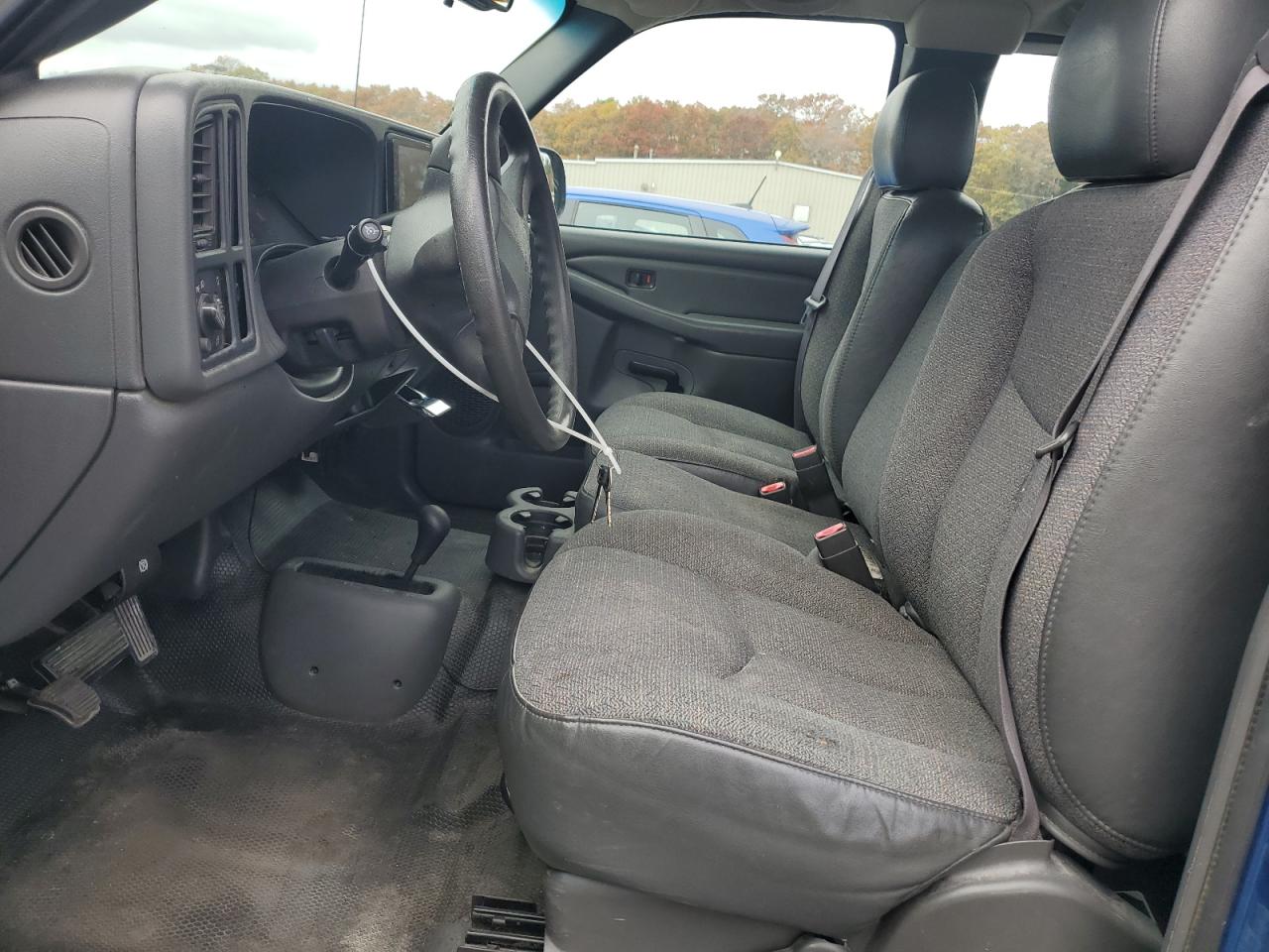 Lot #3284056805 2004 GMC NEW SIERRA