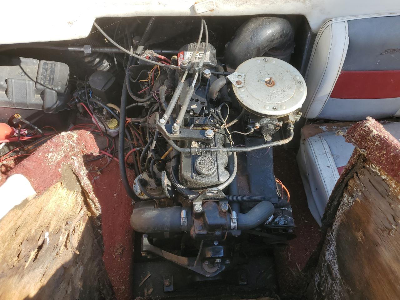 Lot #3282384263 1988 STINGRAY BOAT W/TRL