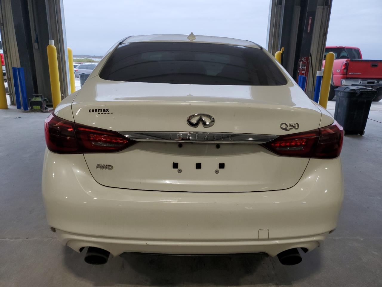 INFINITI Q50 LUXE