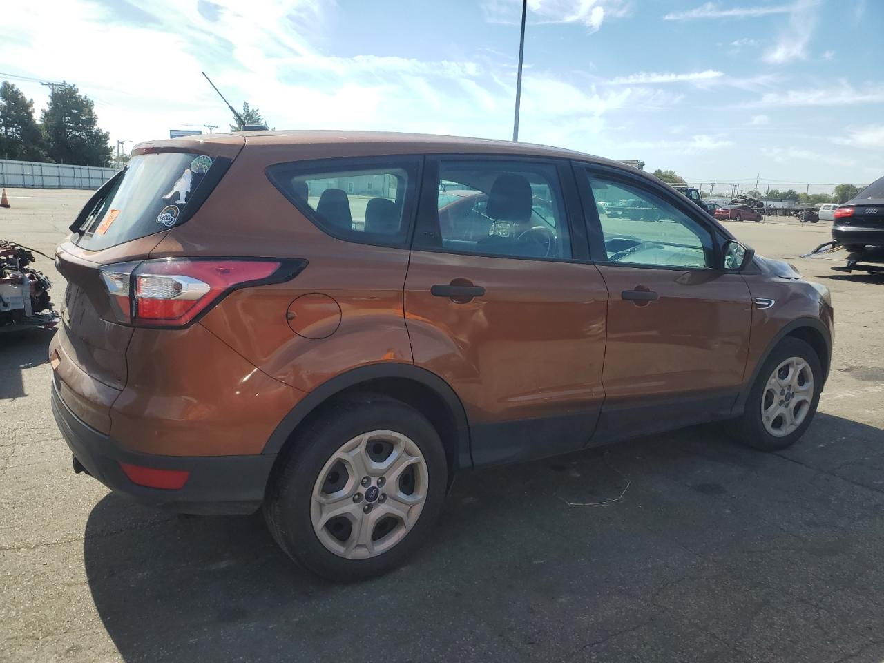 FORD ESCAPE S