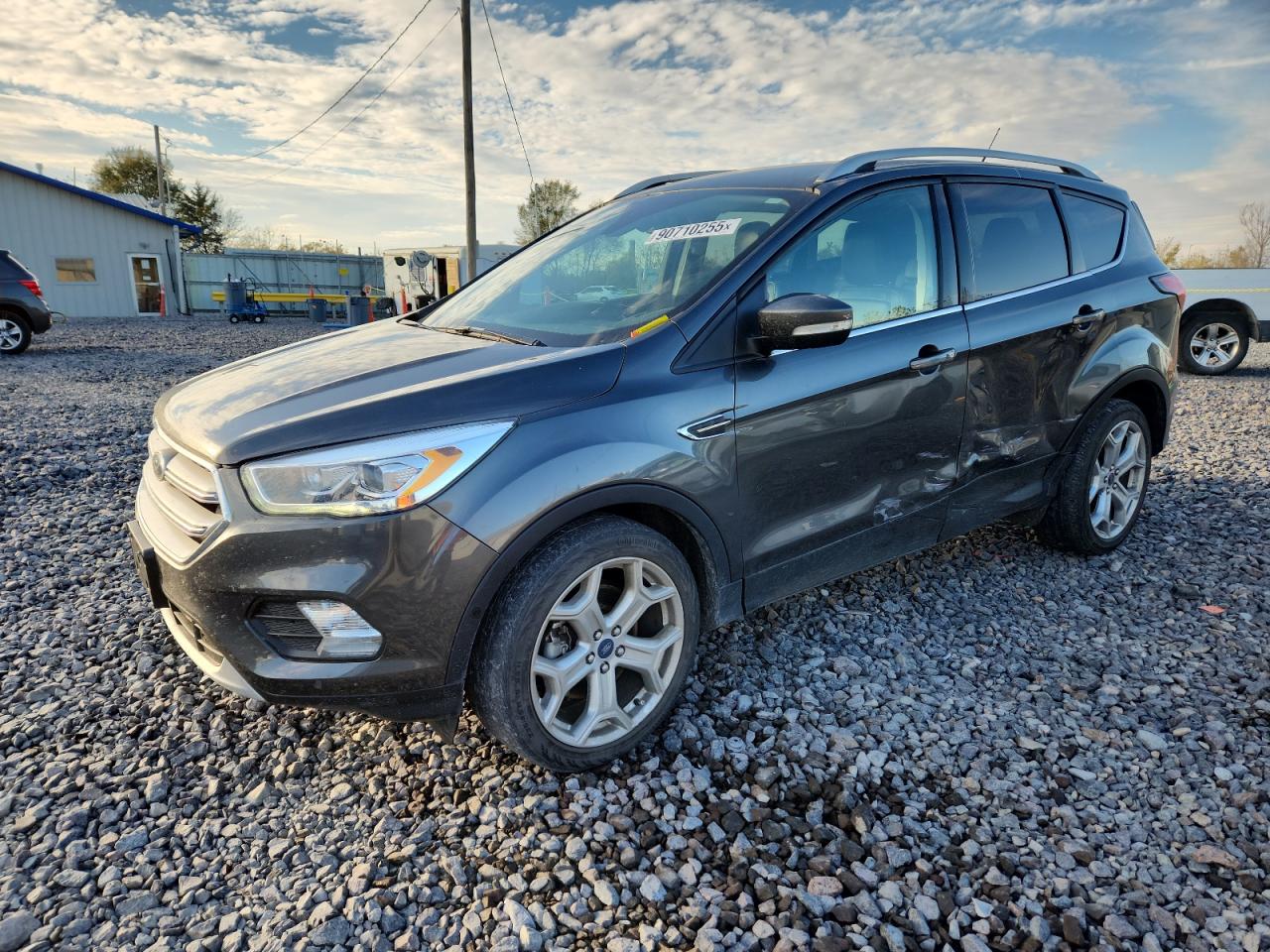 FORD ESCAPE TITANIUM