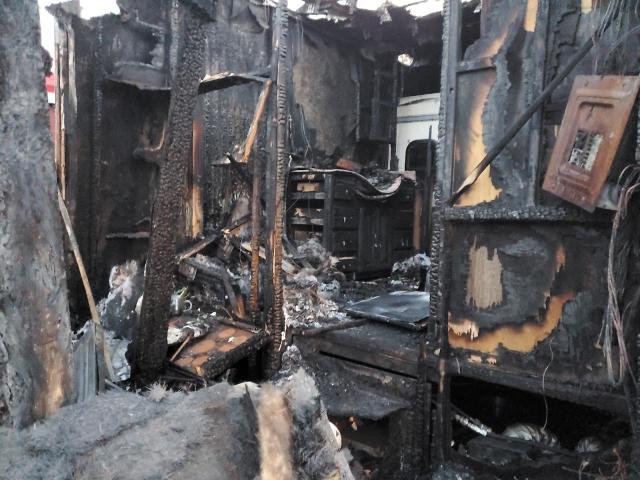 2012 HITCHHIKER TRAV TRAIL #3276384678