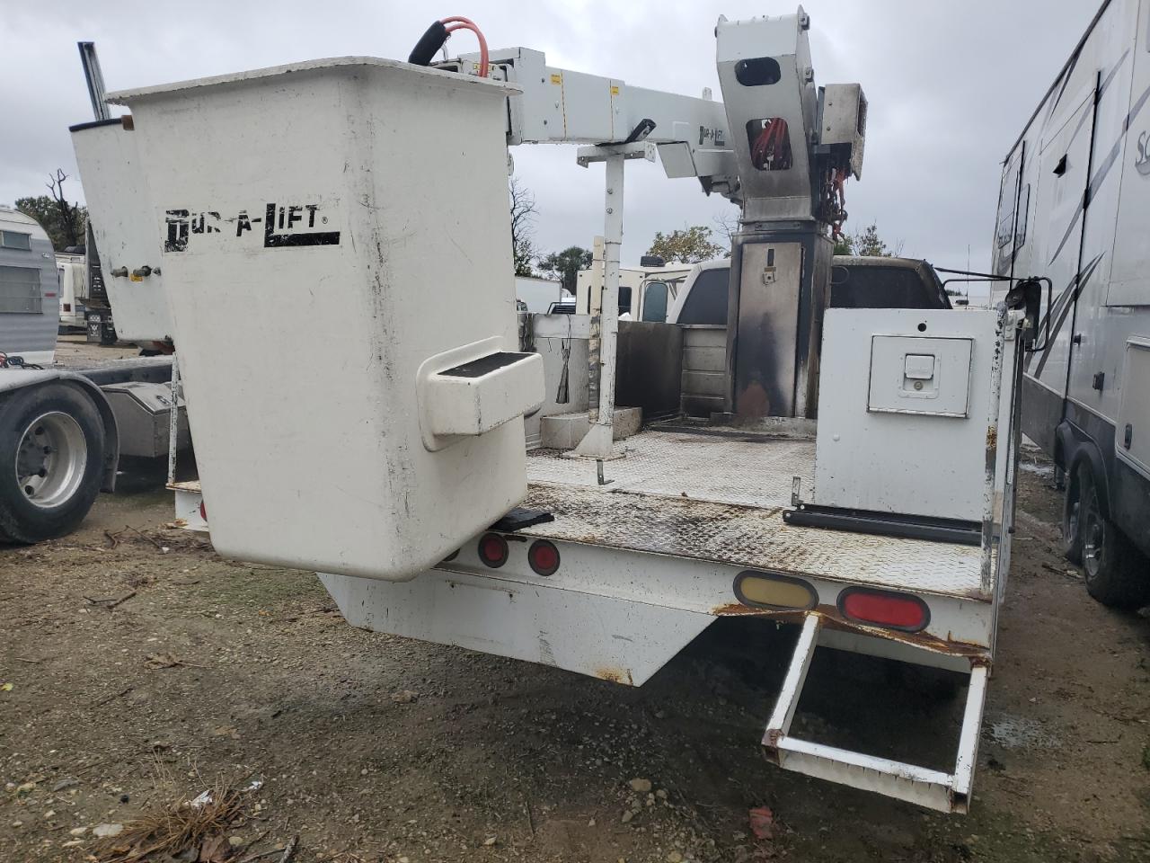 Lot #3278744626 1999 CHEVROLET GMT-400 C3