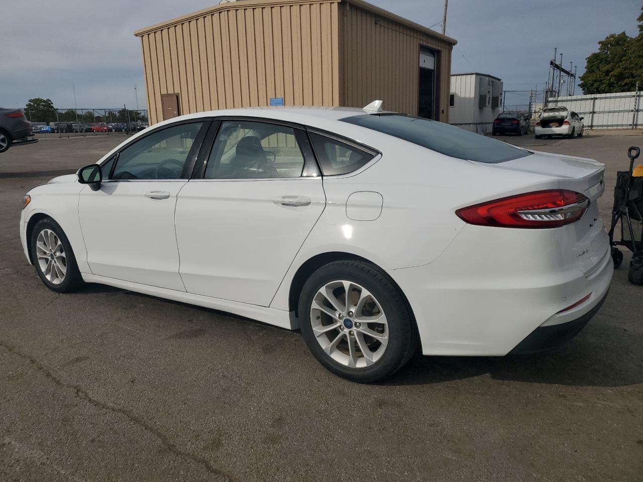 FORD FUSION SE