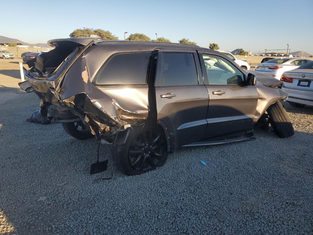 JEEP GRAND CHEROKEE LAREDO