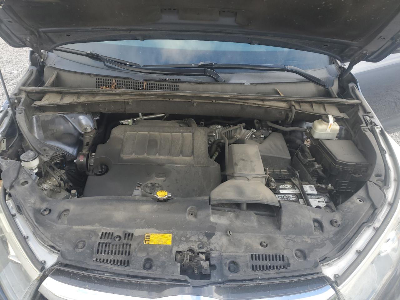 TOYOTA HIGHLANDER XLE