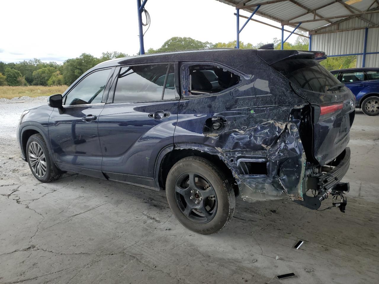 TOYOTA HIGHLANDER PLATINUM