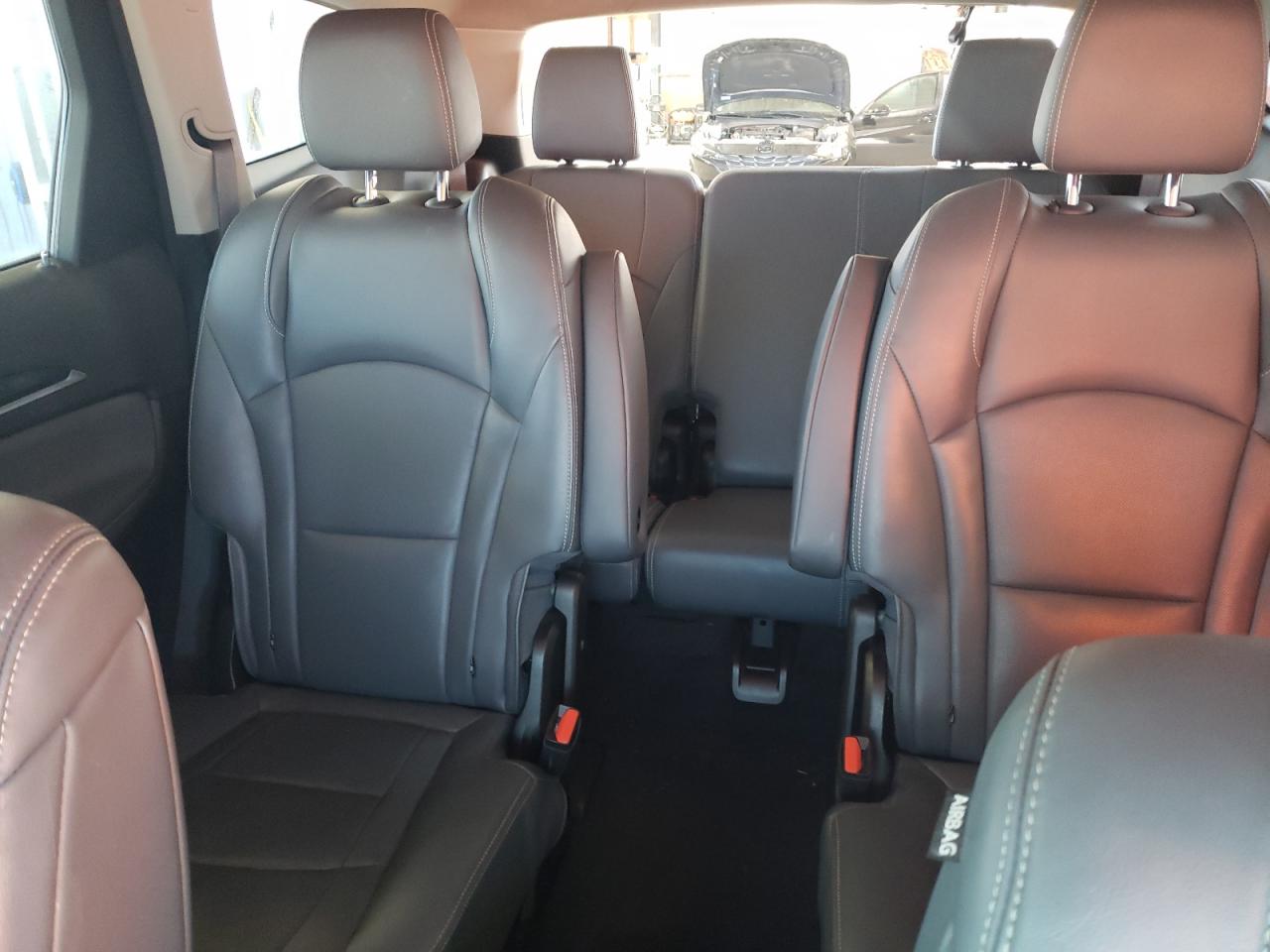 BUICK ENCLAVE ESSENCE