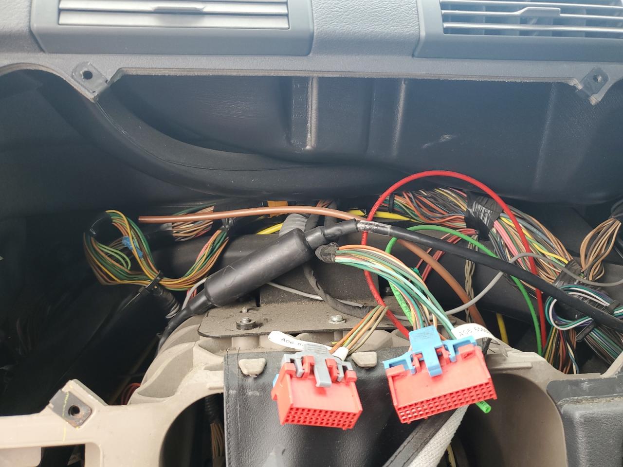 Lot #3257378240 2017 FREIGHTLINER CASCADIA 1