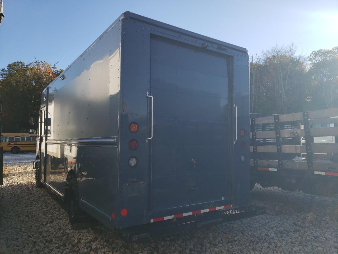 Lot #3308303234 2021 FREIGHTLINER CHASSIS M