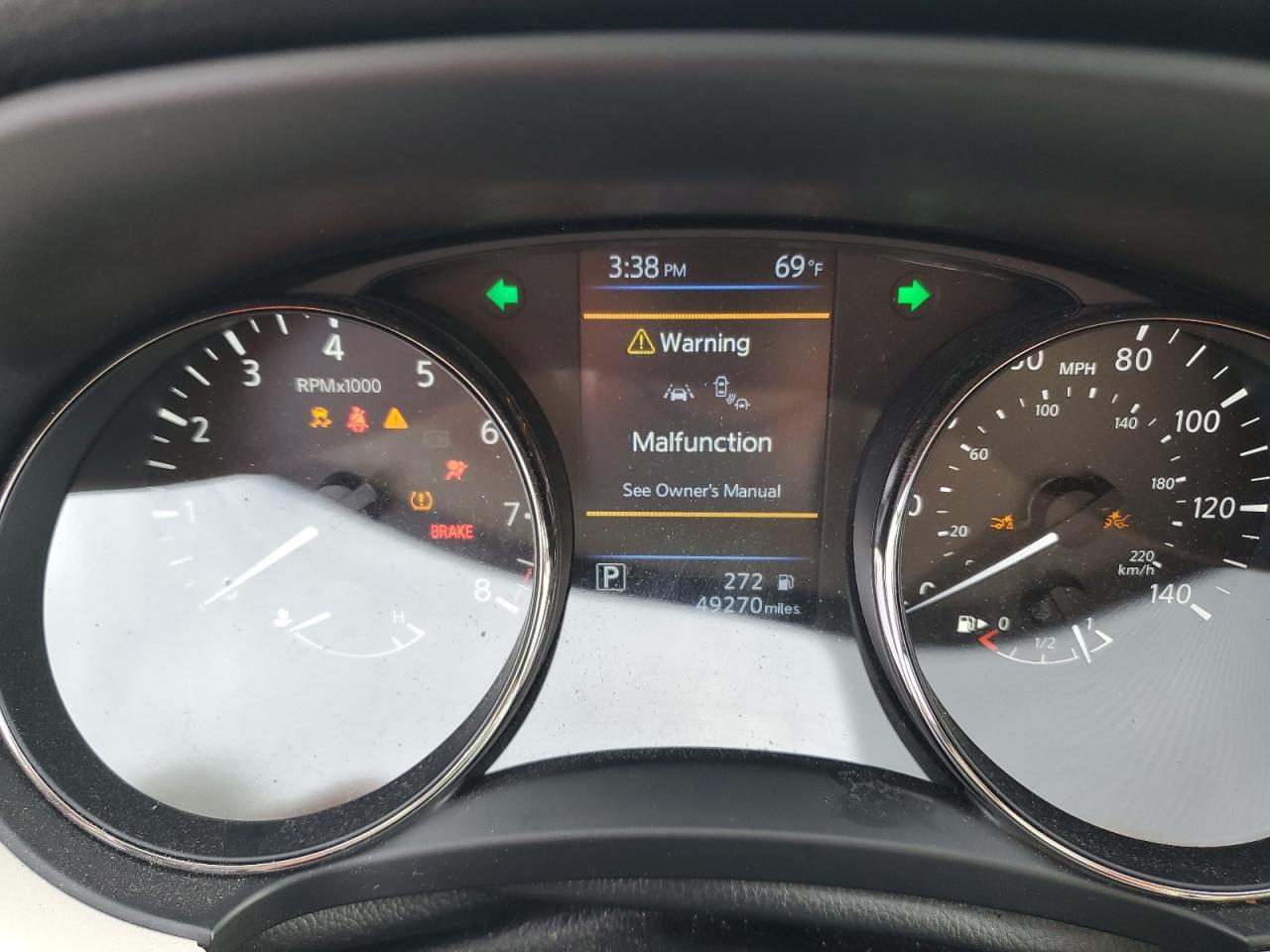 NISSAN ROGUE SPORT S