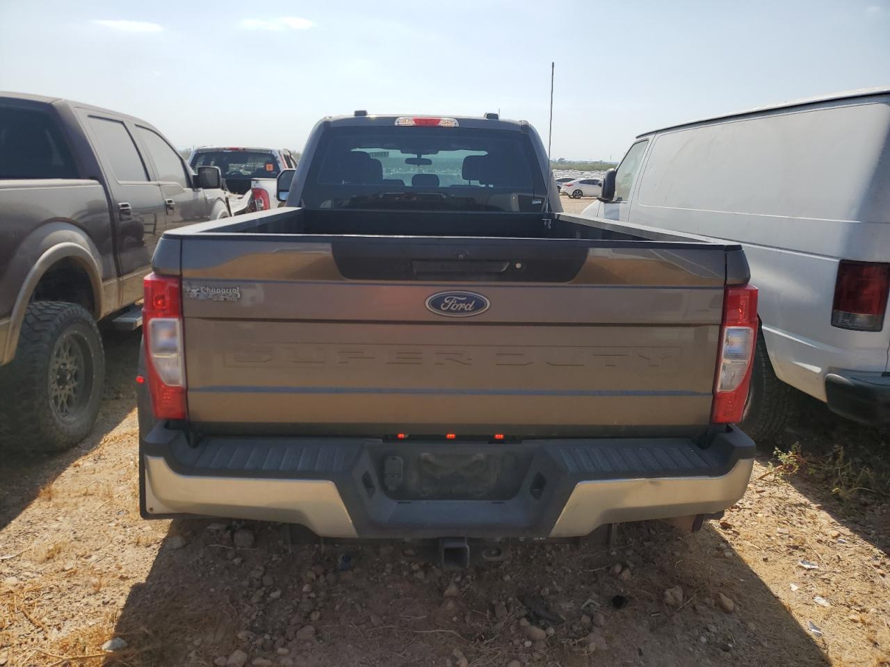 FORD F-350 SUPER DUTY