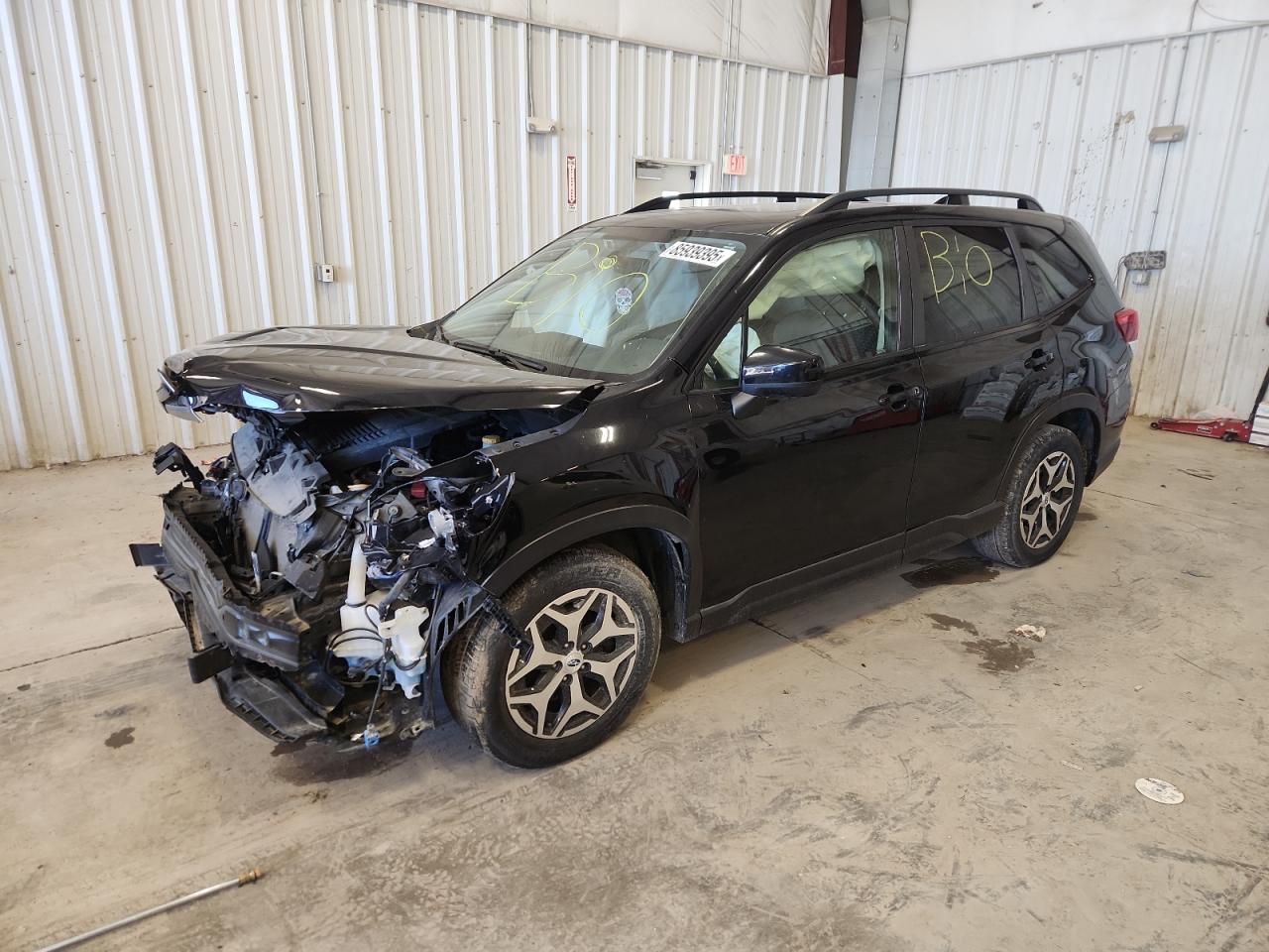 SUBARU FORESTER PREMIUM