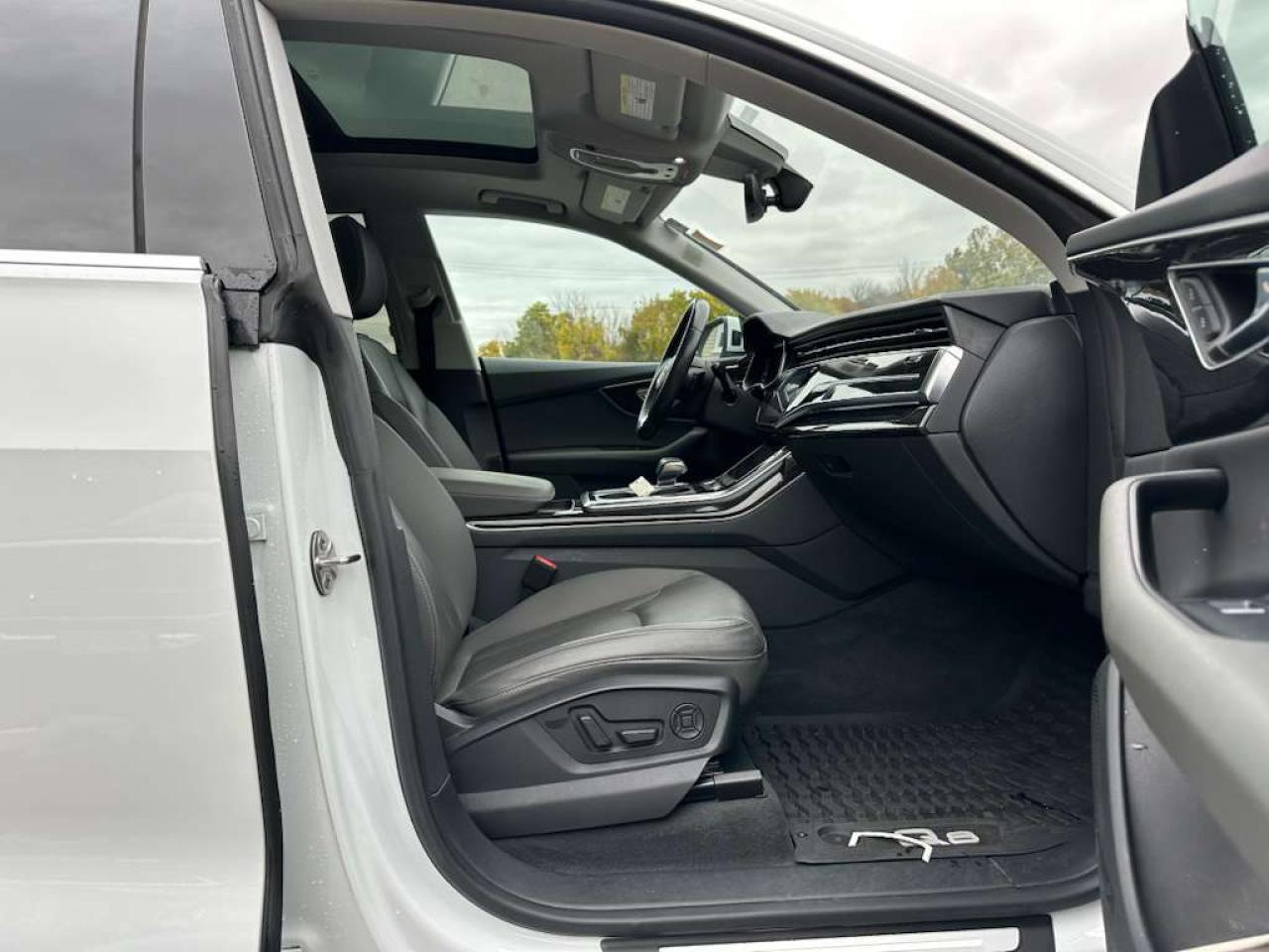 AUDI Q8 PREMIUM PLUS