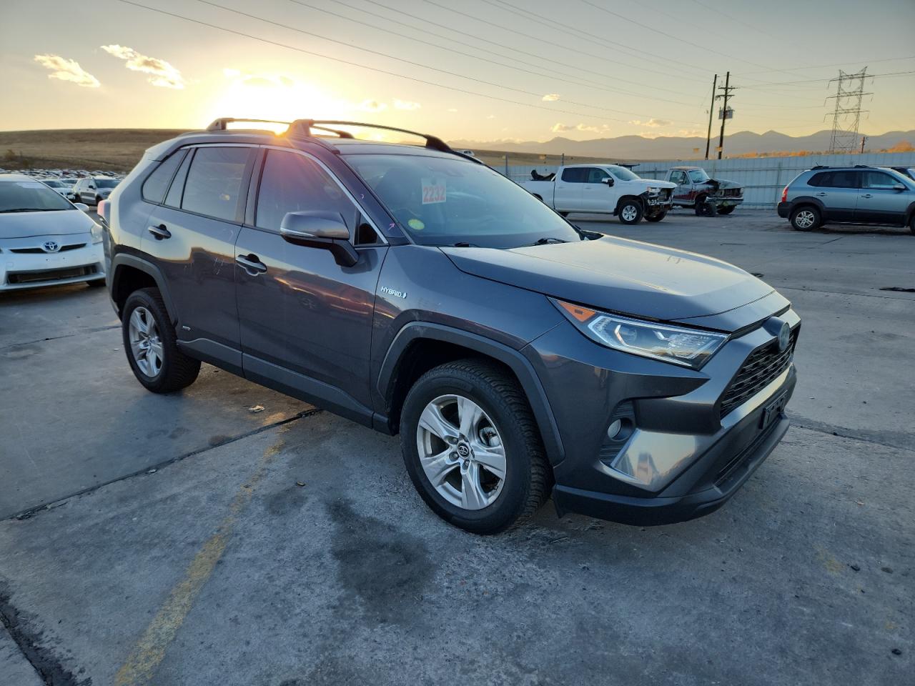 TOYOTA RAV4 XLE