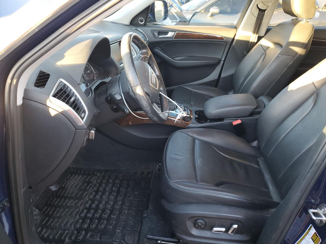 AUDI Q5 PREMIUM PLUS