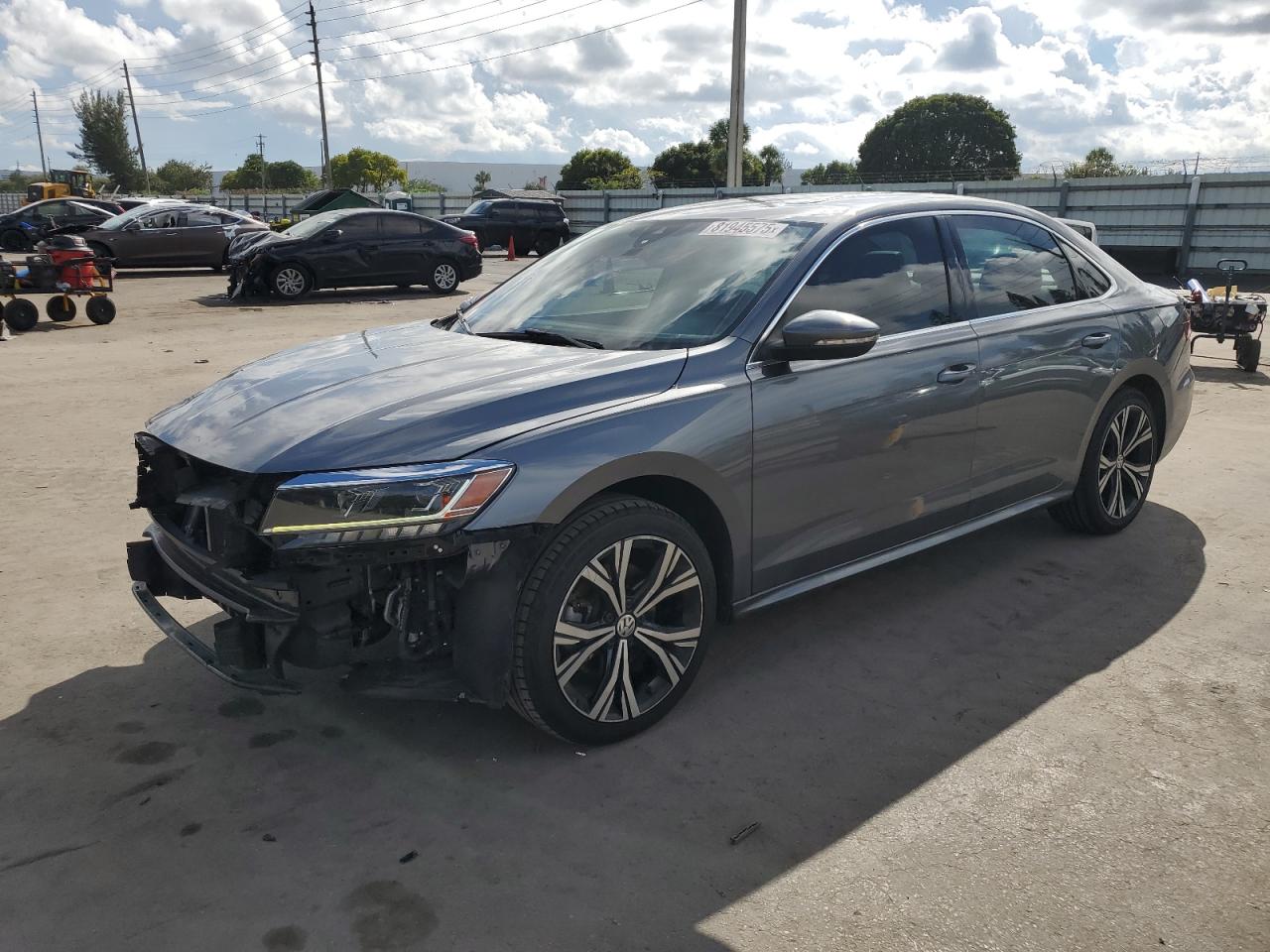 VOLKSWAGEN PASSAT SE