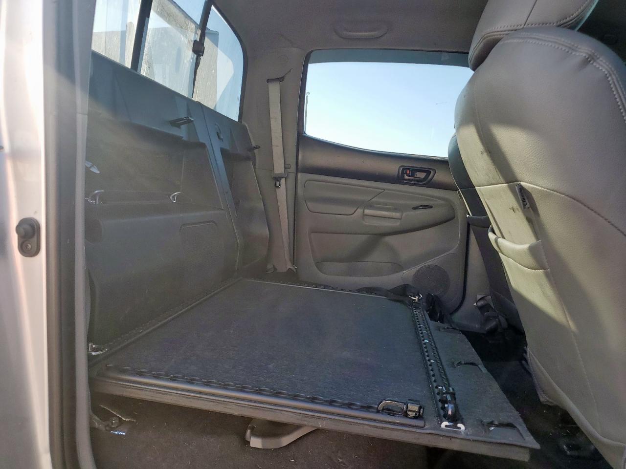 TOYOTA TACOMA DOUBLE CAB