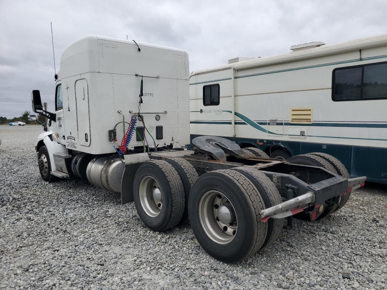 Lot #3290249225 2017 PETERBILT 579