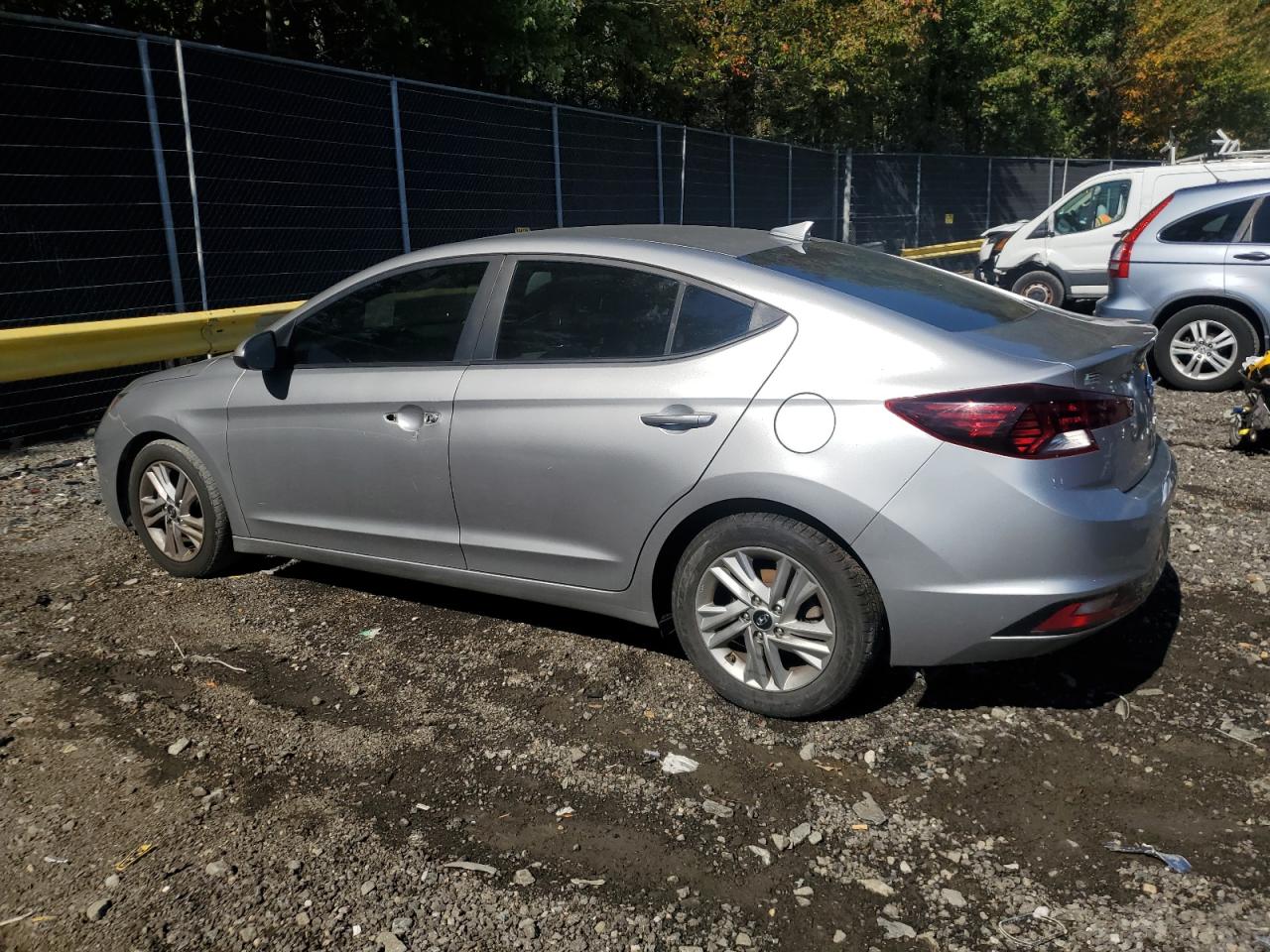 HYUNDAI ELANTRA SEL