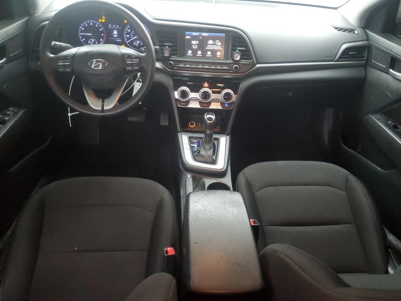 HYUNDAI ELANTRA SEL