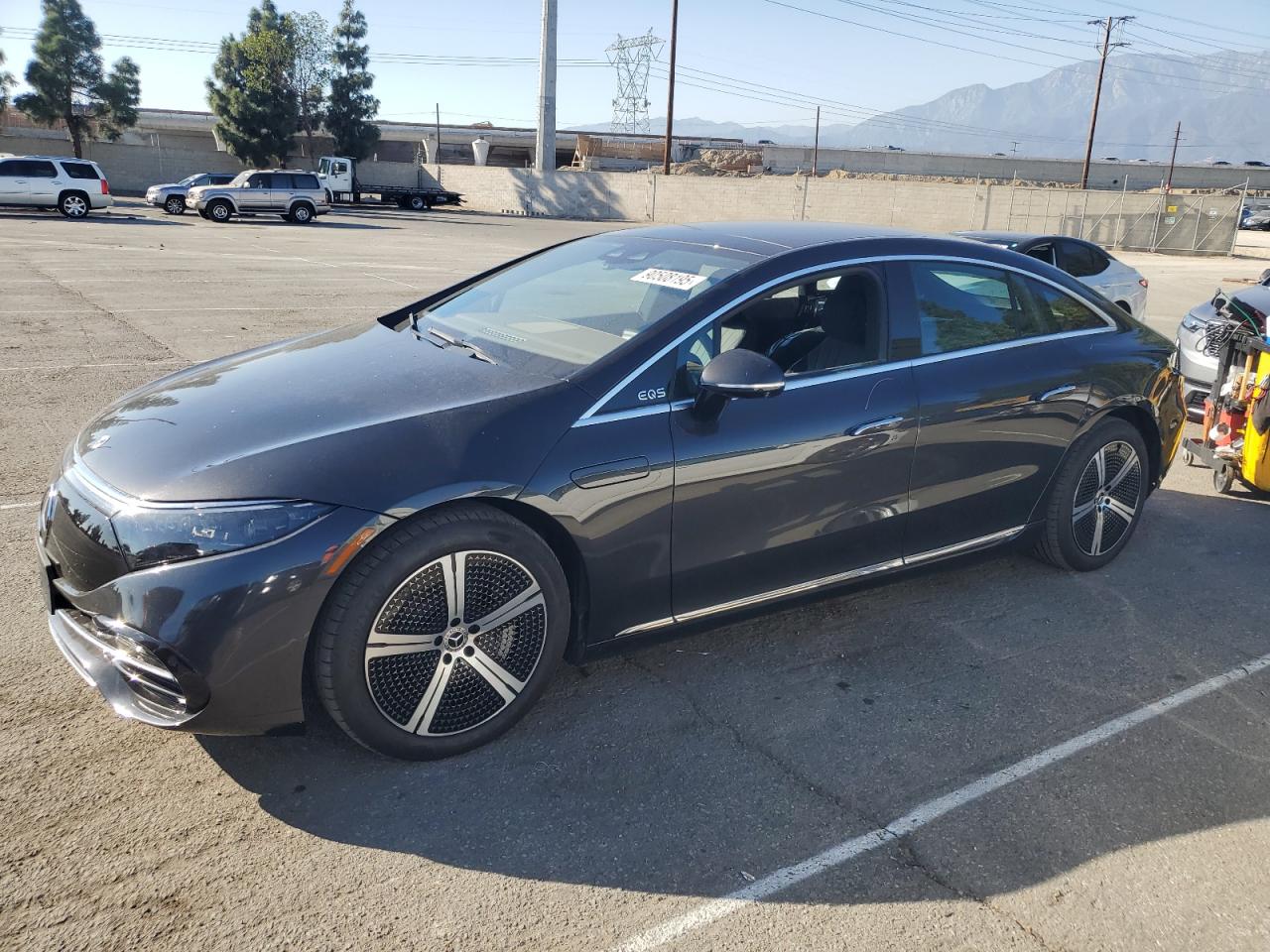 MERCEDES-BENZ EQS 450+