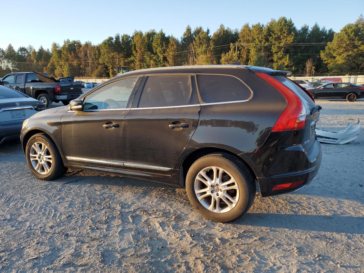 VOLVO XC60 T5 PLATINUM