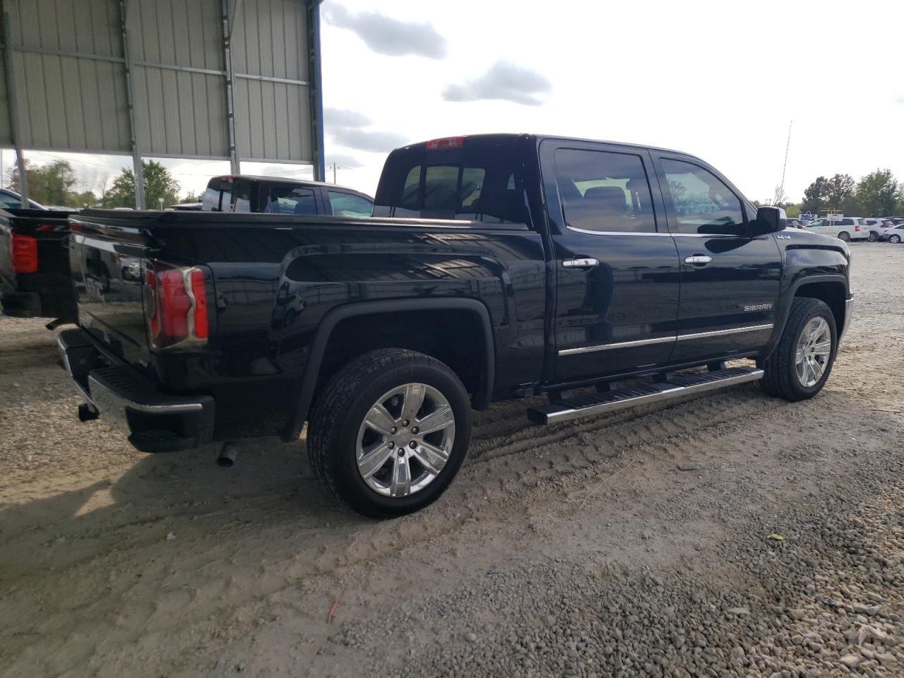 GMC SIERRA K1500 SLT