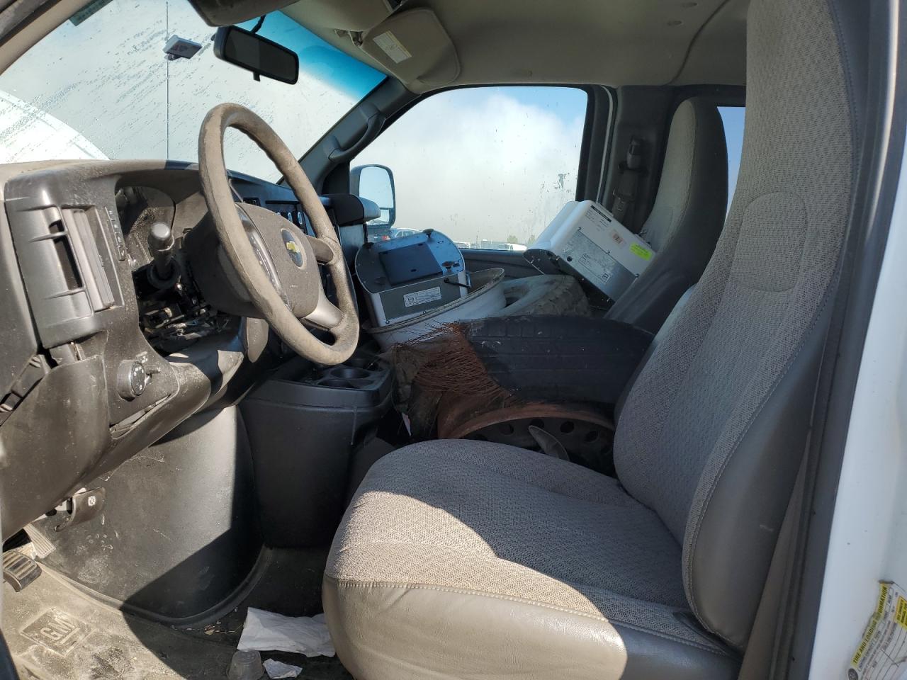 CHEVROLET EXPRESS LT