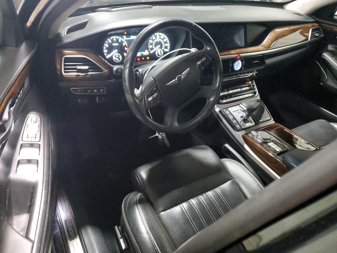 GENESIS G90 ULTIMATE