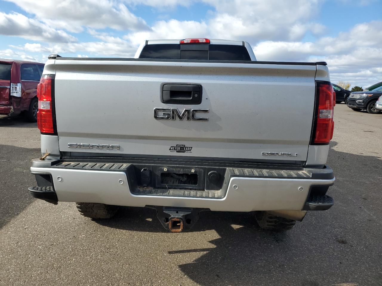 GMC SIERRA K2500 DENALI