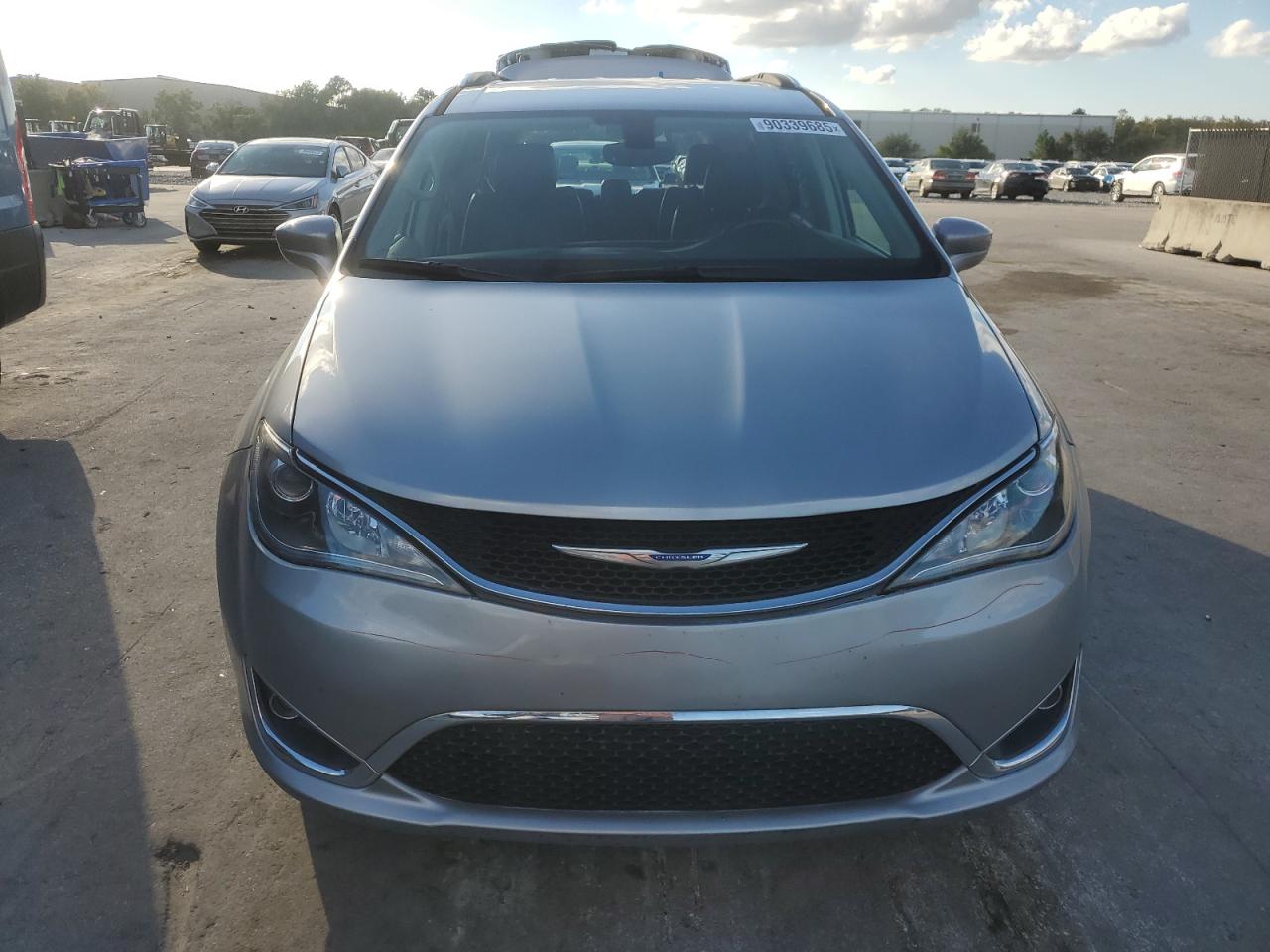 CHRYSLER PACIFICA TOURING L