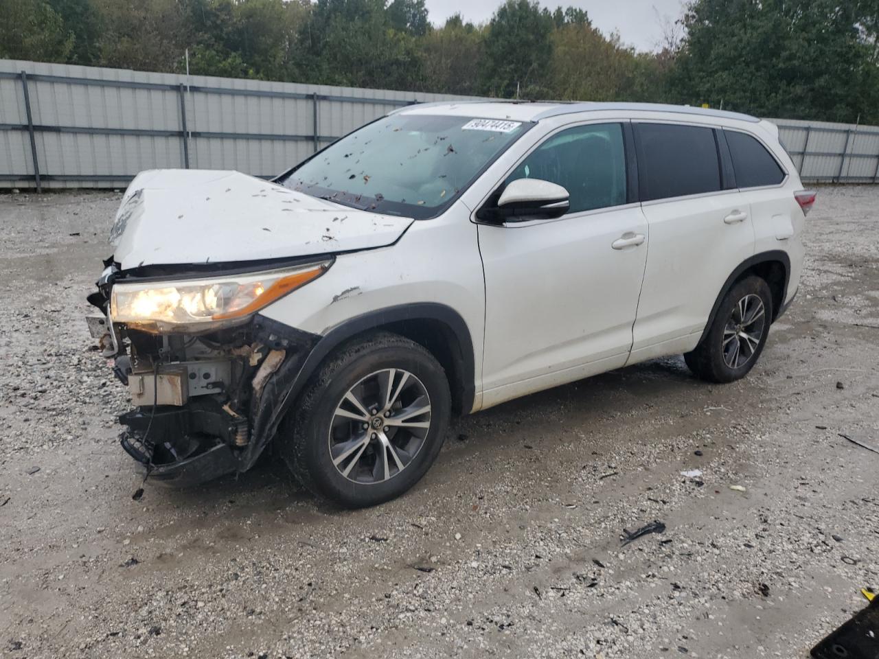 TOYOTA HIGHLANDER XLE