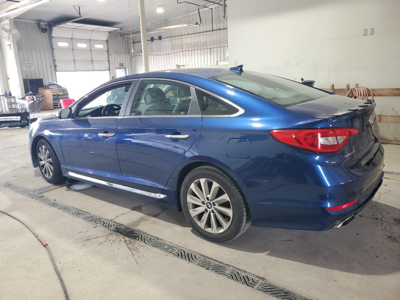 HYUNDAI SONATA SPORT